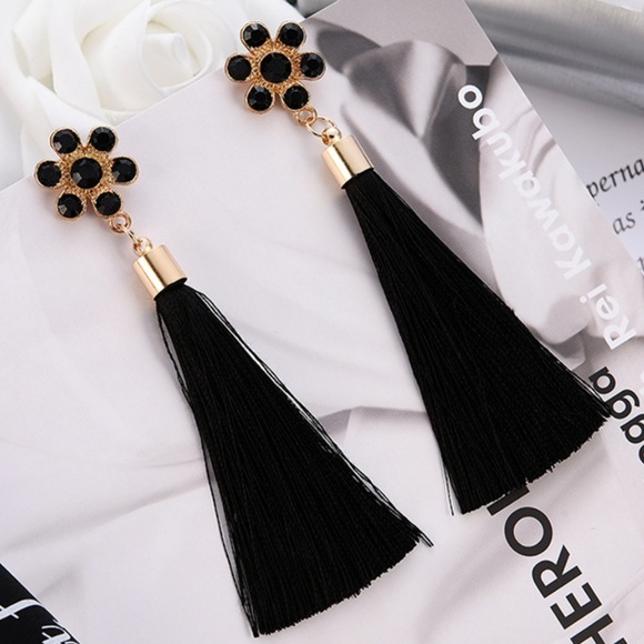 Jewelry - SABRINA | Floral Tassel Fringe Drop Earrings
